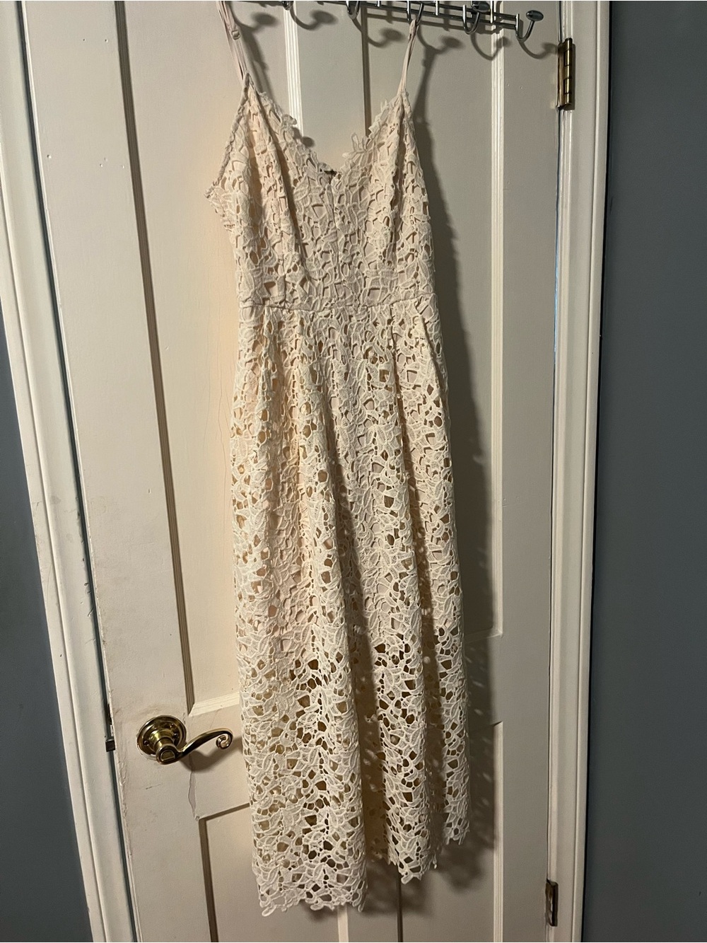 ASTR The Label Women’s Floral Lace V-Neck Midi Dress In Buttercream